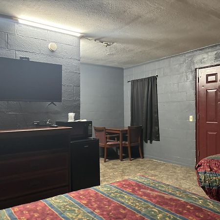 Budget Inn Of Mineola Exterior foto